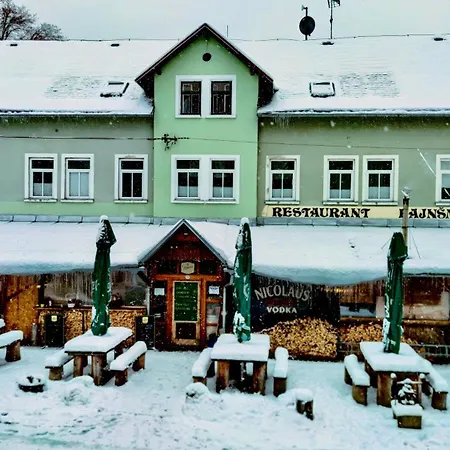 Fajn Klub *